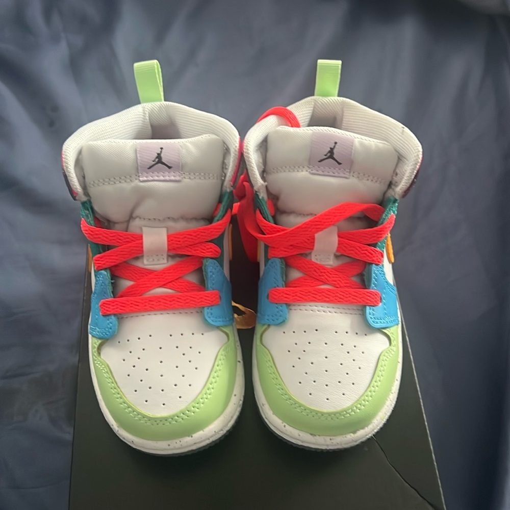 Multi color Jordan’s 7c